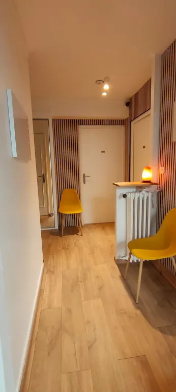 Location Bureau 15,5m2 dans cabinet de soin à Montrouge ( 92)