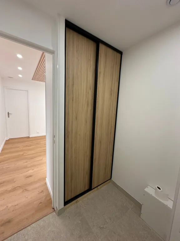 À LOUER – 2 CABINETS POUR PROFESSIONNELS DE SANTÉ – CENTRE-VILLE DE CHELLES (77500)