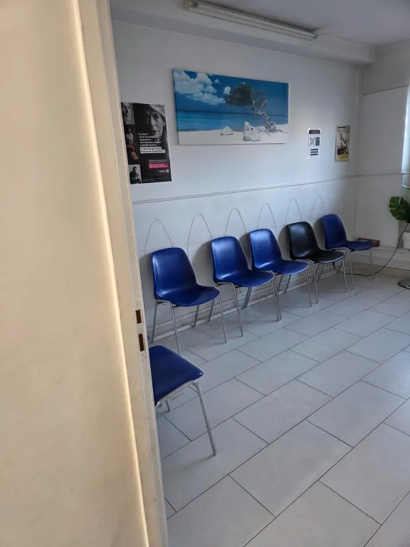3 CABINETS À LOUER – MÉDECINS ET INFIRMIERS LIBÉRAUX – ÉPINAY-SUR-SEINE (93)   Republique