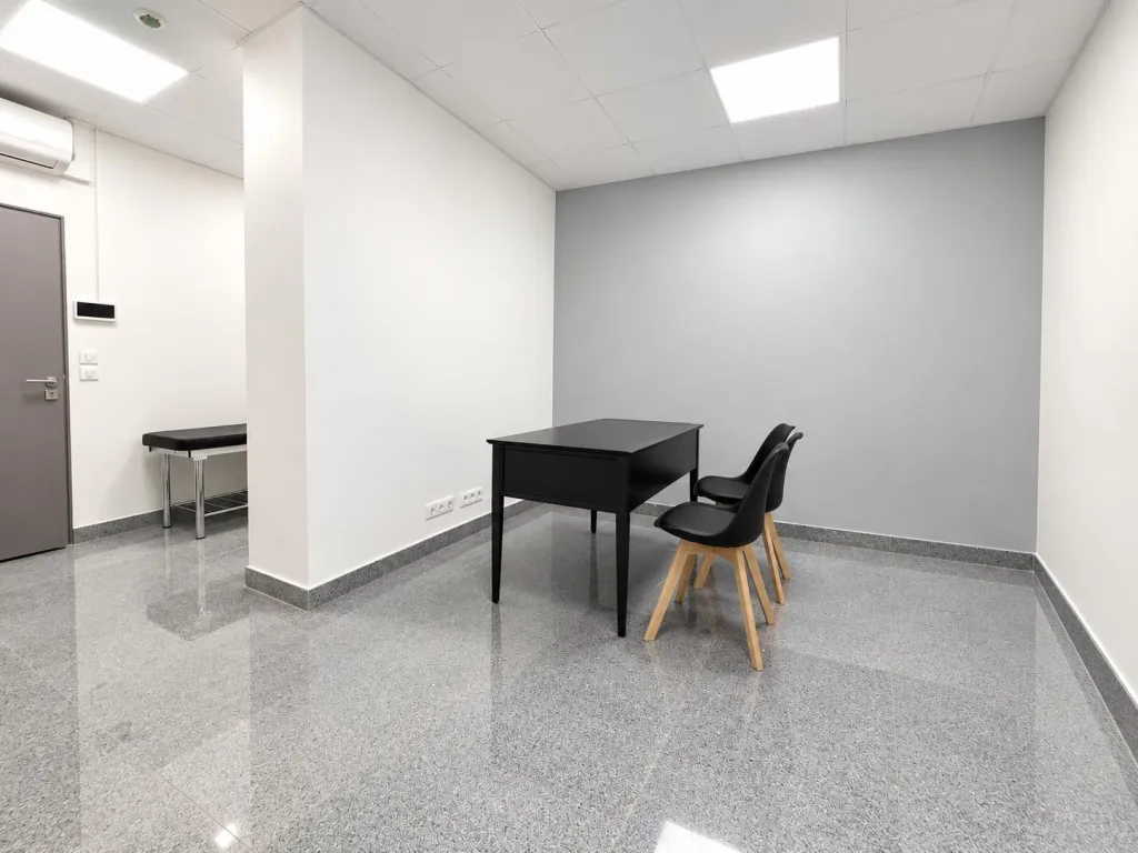 À louer – Bureaux dans un centre médical et paramédical – Paris 15ᵉ, rue Castagnary