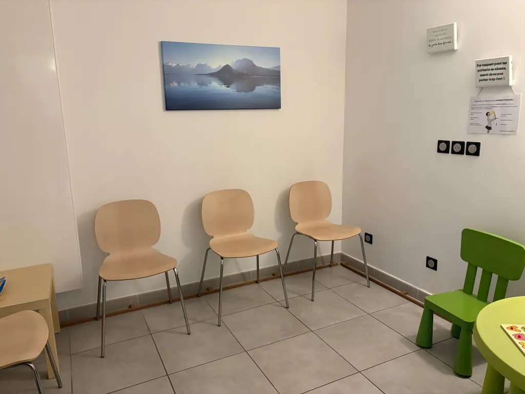 À LOUER–  BUREAU 17 m² - Profession libérale-HAUTE SAVOIE-