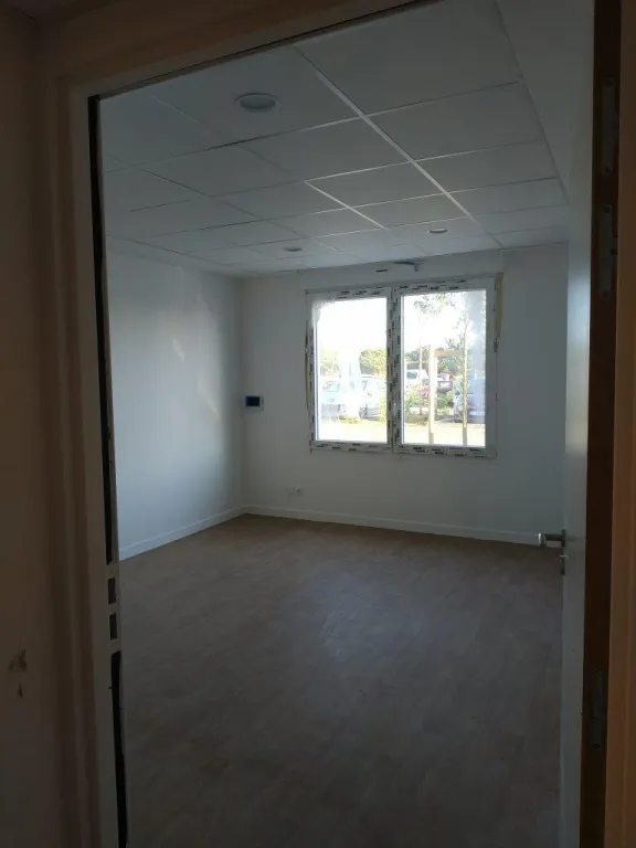 À LOUER – CABINET MÉDICAL OU PARAMÉDICAL – VILLEPREUX (78450)