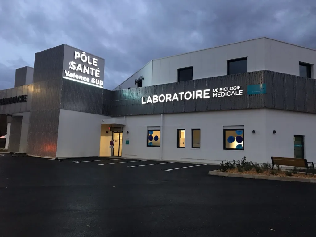 local au sein du grand pôle santé Valence Sud